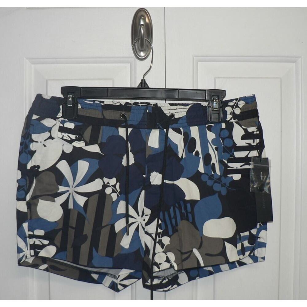 Marc by Marc Jacob's Men's Swim Trunks in Washed Ink Multi Small MSRP $138 - Picture 2 of 3